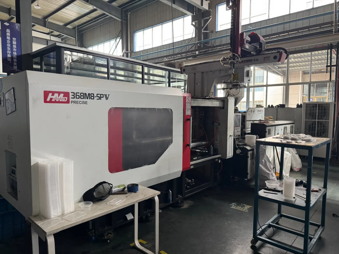 High-speed injection moulding machine used for thin-wall mould trials